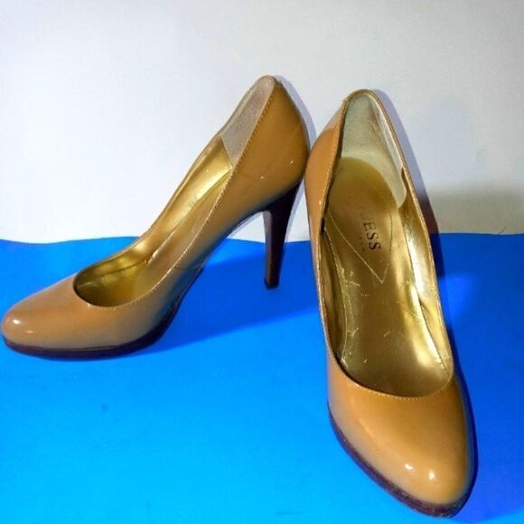 Guess by Marciano High Heels-Size 6 M- 3.75' Heel Height-Pre Worn - Picture 1 of 5